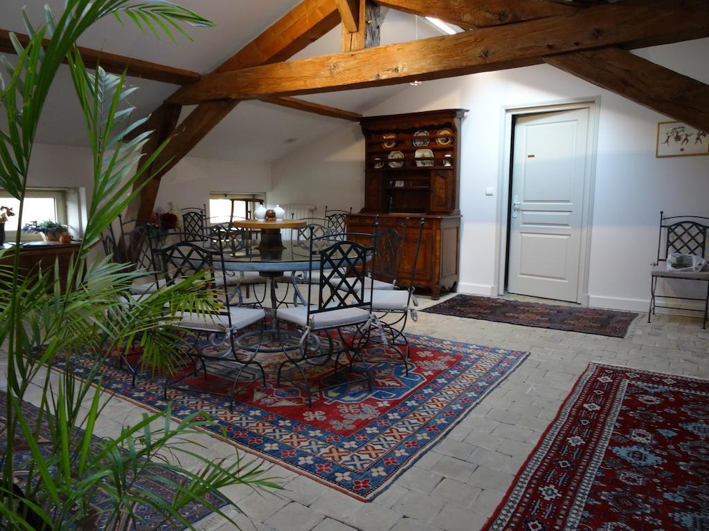 Gentilhommiere De Collonges Bed & Breakfast Prisse Luaran gambar